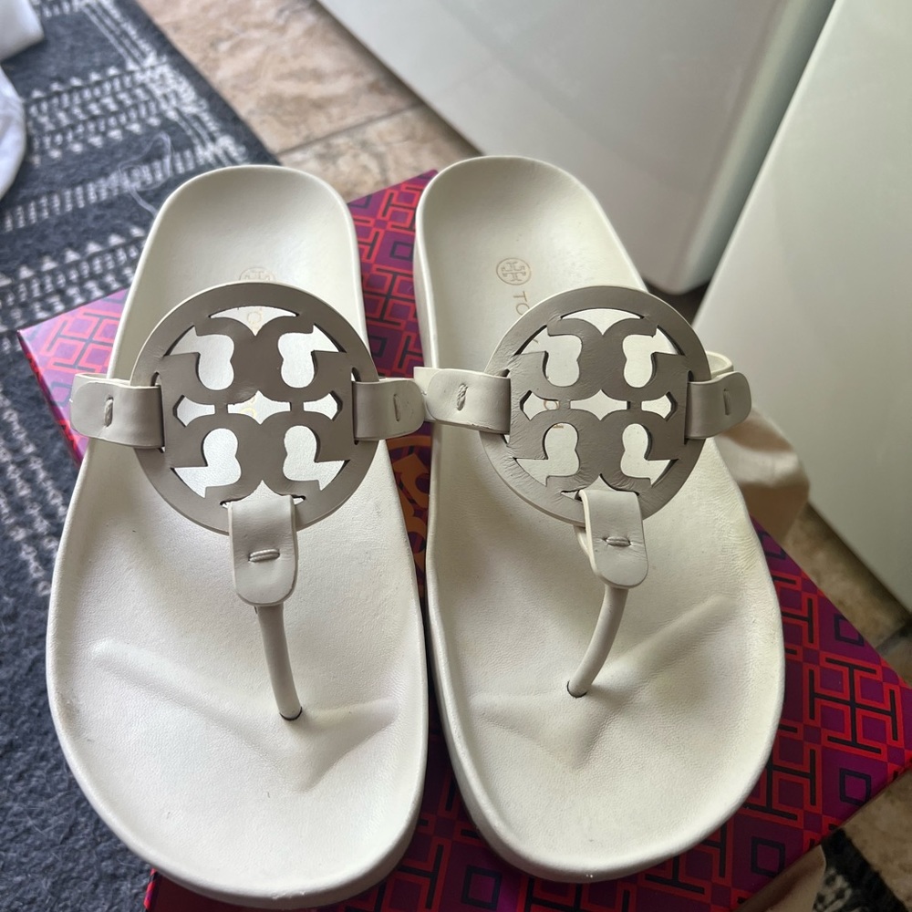 Tory Burch Cloud sandals